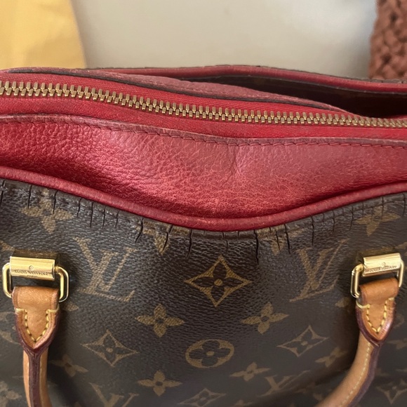Louis Vuitton Pallas Handbag - Picture 11 of 16
